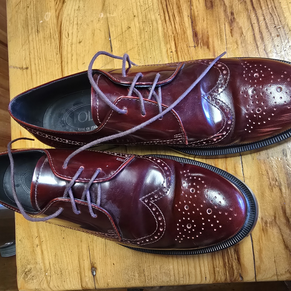 Elegant Burgundy Women's Dress Shoes